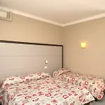 Olimpia Hotel 2*