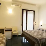 Olimpia Hotel 2*
