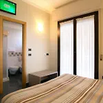 Olimpia Hotel Sirmione