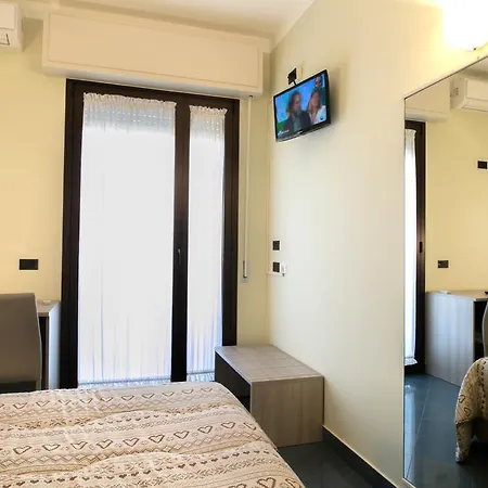 酒店 奥林匹亚酒店 西尔米奥奈